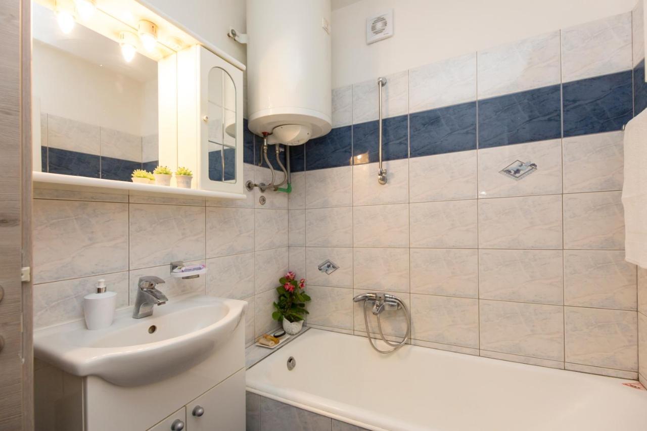 Koromačno Apartment Am מראה חיצוני תמונה